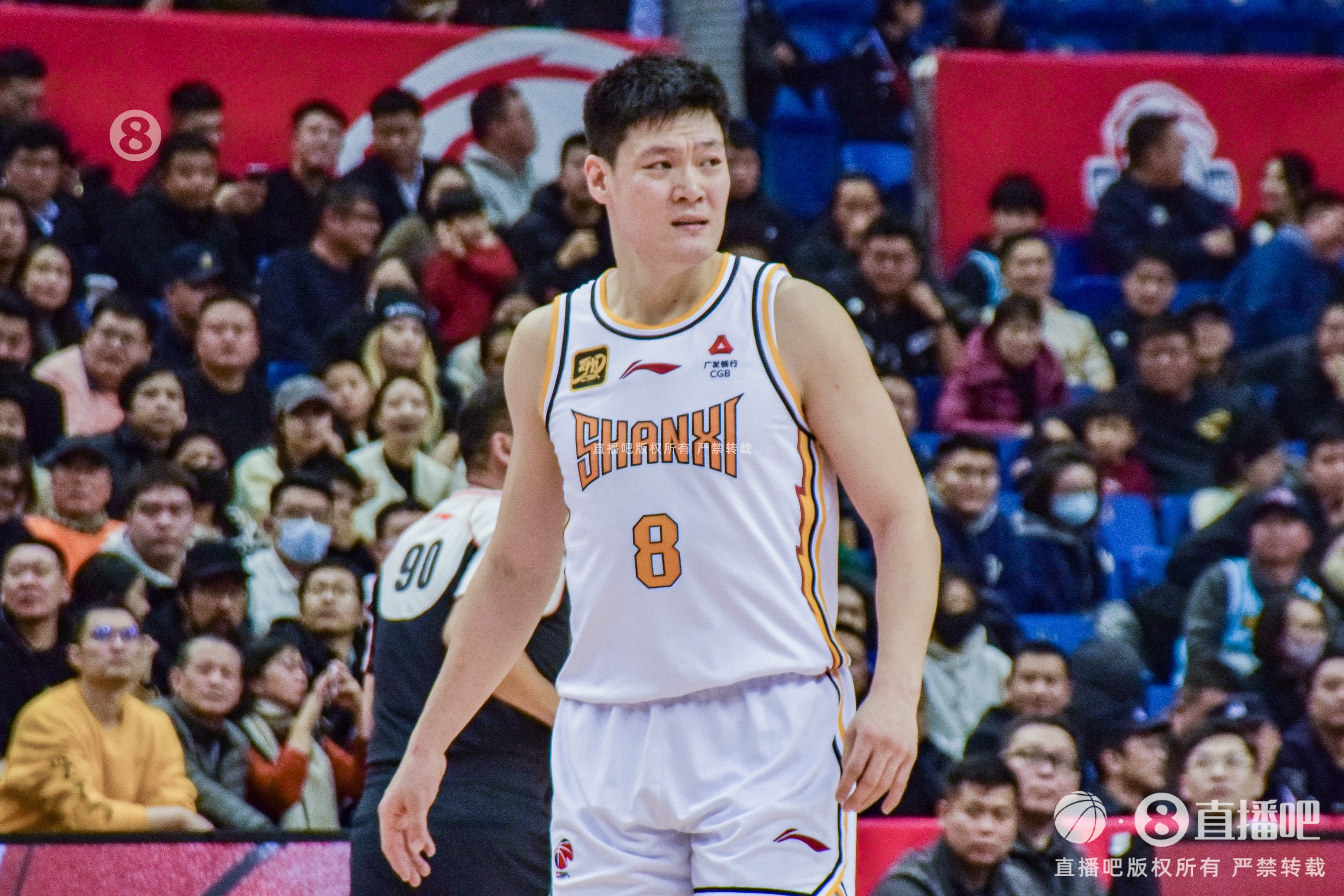 打得還行!張寧半場8中4拿到11分2板1助